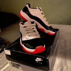 Jordan 11 retro low concord bred